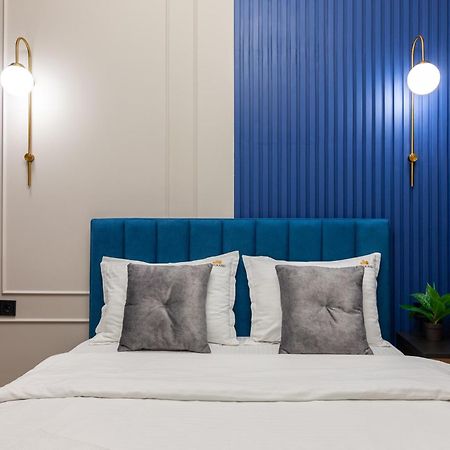 Apartament Leogrand Vip On Svobody Avenue 43 Lwów Zewnętrze zdjęcie
